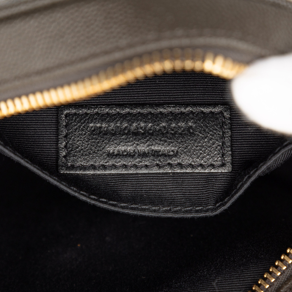 Pre-Loved Saint Laurent Grain De Poudre Chevron Round Vinyle Camera Bag - Picture 6 of 7